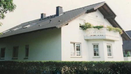 Großzügige 3 ZKB-Dachgeschosswohnung mit Balkon in ruhiger Lage von Kassel-Waldau - Photo 4