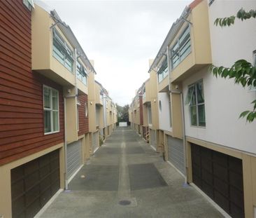 3 Bedroom Townhouse with Double Garage - Photo 1