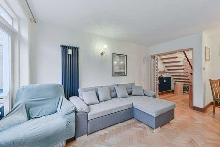 Woodbourne Close, Streatham Hill, SW16 - Photo 2