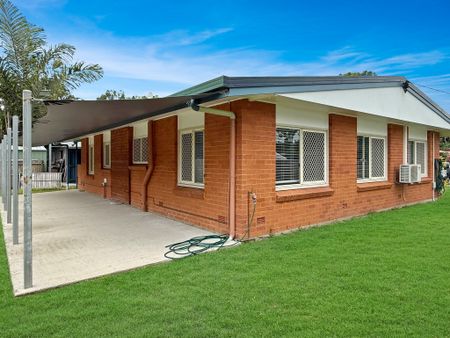 Renovated 3 Bedroom Family Home on Northern Beaches - Photo 5