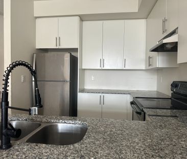 For Lease - 181 Parktree Drive Unit# 21-3rd floor bedroom, Vaughan,... - Photo 3