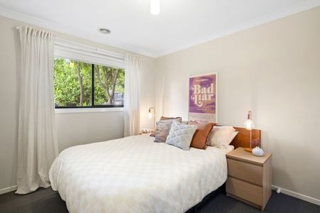 Modern & Perfectly Positioned - Photo 5