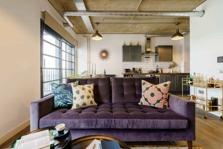 1 Bed Apartment - Photo 3