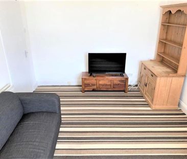2 bedroom maisonette to rent - Photo 5
