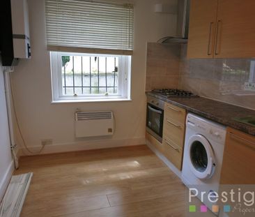 Studio to rent - Photo 3