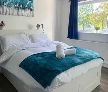 Room in a Shared House, Warner Walk, M11 - Photo 5
