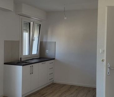 Spacious fully renovated studio with large balcony - Foto 2