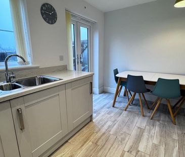 2 bedroom semi-detached house to rent - Photo 6