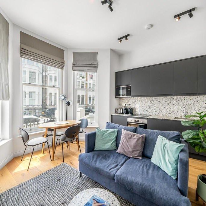 Studio to rent - Photo 1