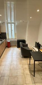 Location Appartement 1 pièce Meublé 27m² ST JEAN DE VALERISCLE 30960 - Photo 3