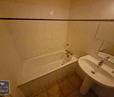 Location Appartement 2 pièces 40m² CHINON 37500 - Photo 2