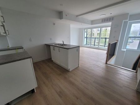 For Lease - 400 MARY Street Unit# 6, Whitby, Ontario - Photo 2