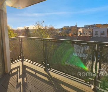 Studio to rent - Photo 3