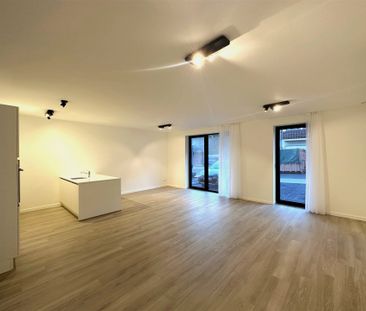 Appartement te huur - Foto 2