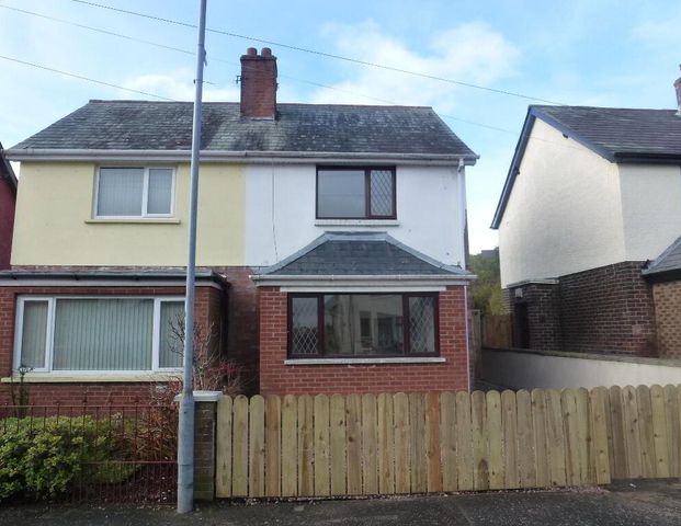 68 Joanmount Gardens, Belfast, BT14 6NY - Photo 1