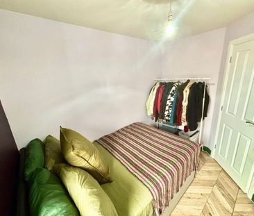 Collier Chase, Leeds, Micklefield - Photo 5