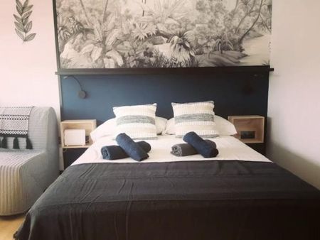 Calle Andrés Pérez, Málaga, Andalusia 29008 - Photo 5