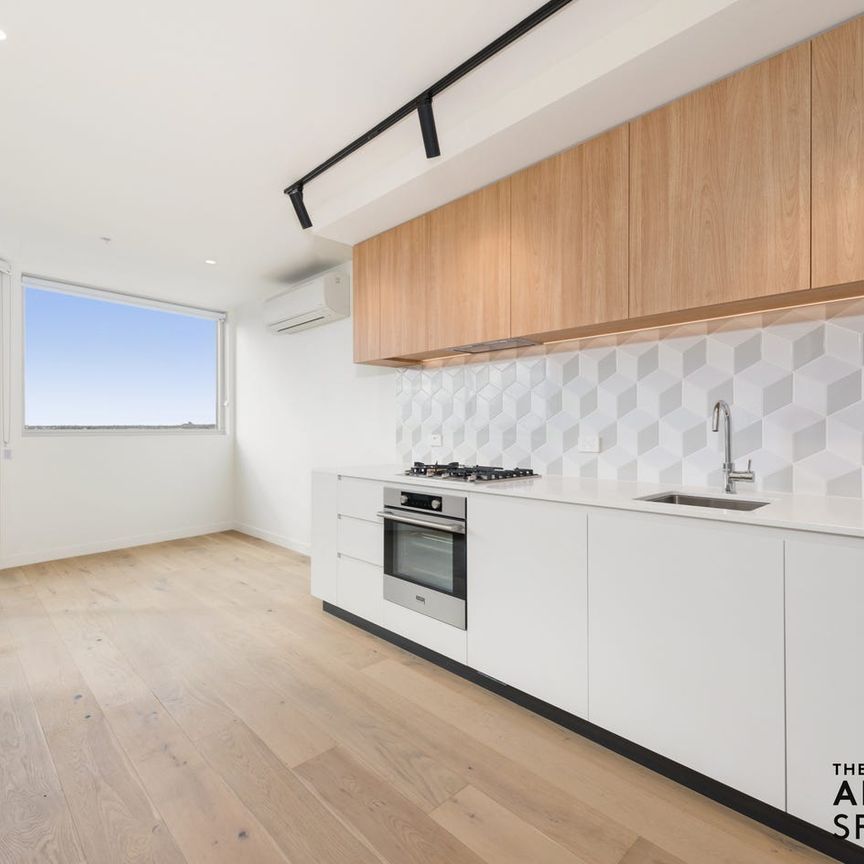 ONE BEDROOM WITH A STUDY! - Photo 1