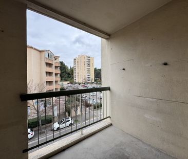 Location Appartement 3 pièces 62m² AUBAGNE 13400 - Photo 2