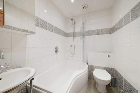 2 bedroom property to rent in Epsom - Photo 4