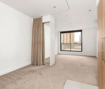 Unbeatable South Yarra Lifestyle & Convenience - Photo 5