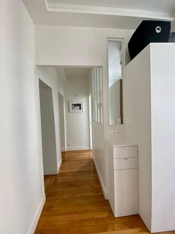 À LOUER – 4P Meublé de Standing – Faubourg Saint-Honoré, Paris 8e – Proche Champs-Élysées – 4 650 € CC - Photo 2