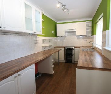 2 bedroom terraced house to rent - Photo 6