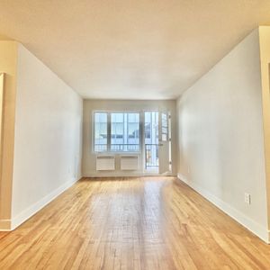 4 1/2 Au 3e Étage à Montcalm - Photo 3