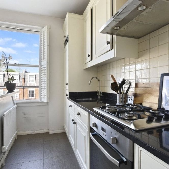 1 bedroom flat to rent - Photo 1