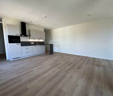 Te huur: Appartement Burgemeester Michiels van Kessenichpassage in ... - Photo 1