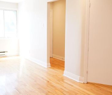 1 CH - 1 SDB - Montréal - $1,275 /mo - Photo 2