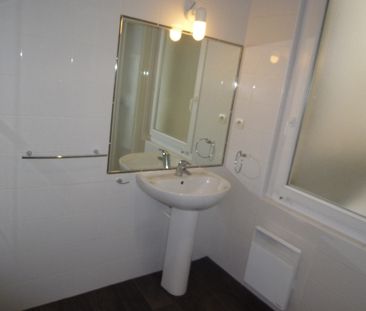 Location Appartement 2 pièces 42m² COGNAC 16100 - Photo 4