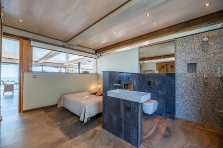 Rental House Ajaccio 7 Rooms 300 m² - Photo 4