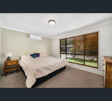 10 Bronhill Street, Currumbin Waters, Qld 4223 - Photo 5