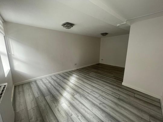 High Street, Stamford - Photo 1