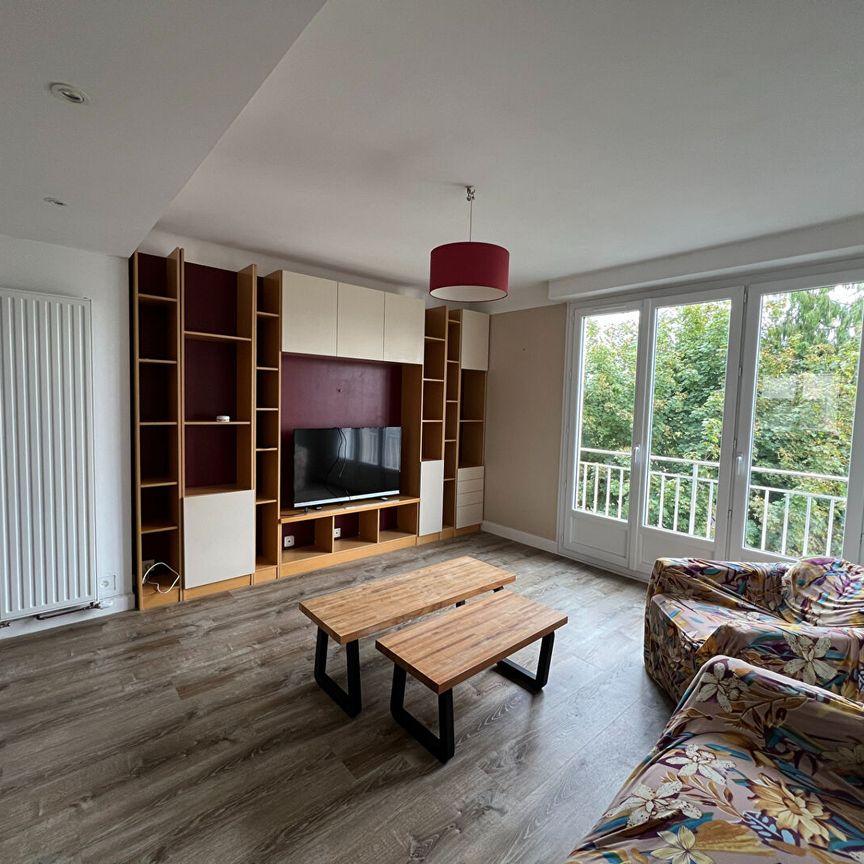 Location Appartement 4 pièces 67m² RENNES 35000 - Photo 1
