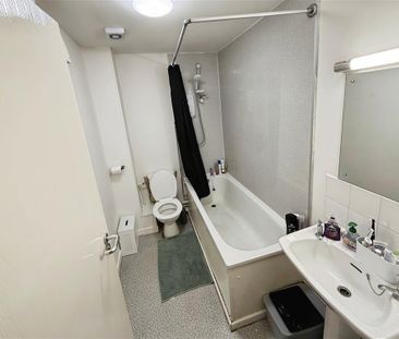 St. Teilo Street, Pontarddulais, SWANSEA - Photo 6