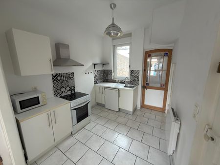 Location Appartement 1 pièce 21m² AMIENS 80090 - Photo 2