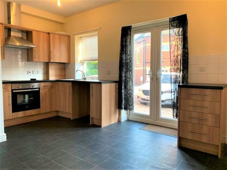 2 bedroom apartment to rent - Photo 4