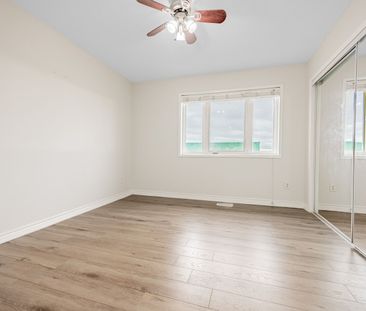 For Lease - 3356 Redpath Circle, Mississauga, Ontario - Photo 5