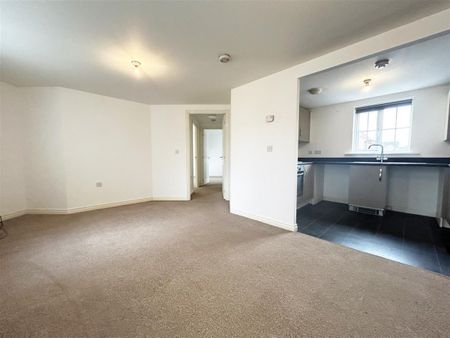 2 bedroom Apartment to rent - Photo 4
