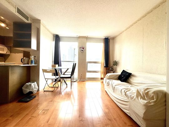 For Lease - 763 Bay Street Unit# 2202, Toronto, Ontario - Photo 1