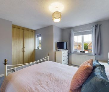 2 bedroom terraced house to rent - Photo 2