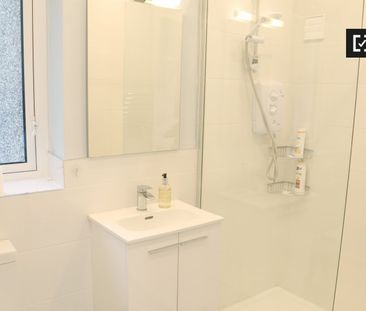 Sunny studio apartment for rent in Rathgar, Dublin - Photo 4