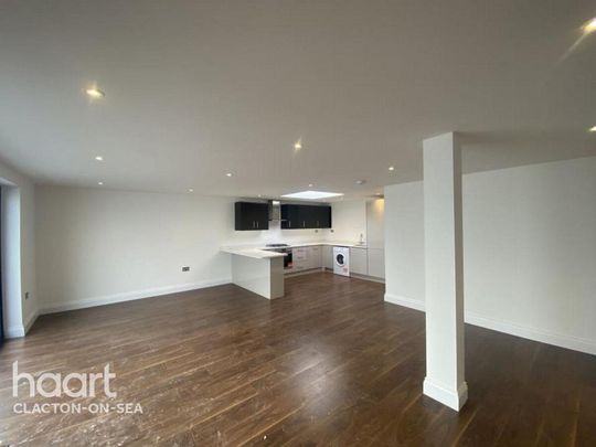 3 bedroom penthouse to rent - Photo 1