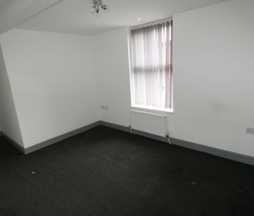 Palatine Road flat 3 - Photo 4