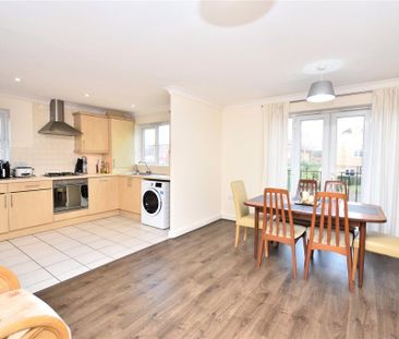 2 bedroom flat to rent - Photo 6