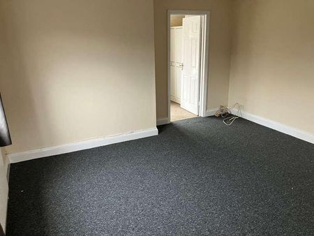 South End Road, Hornchurch, RM12 - Photo 2