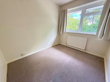 3 bedroom detached house to rent - Photo 4