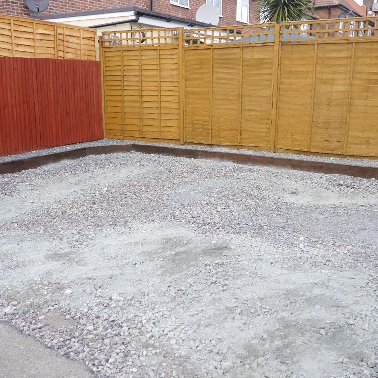 2 bedroom end of terrace house to rent - Photo 1